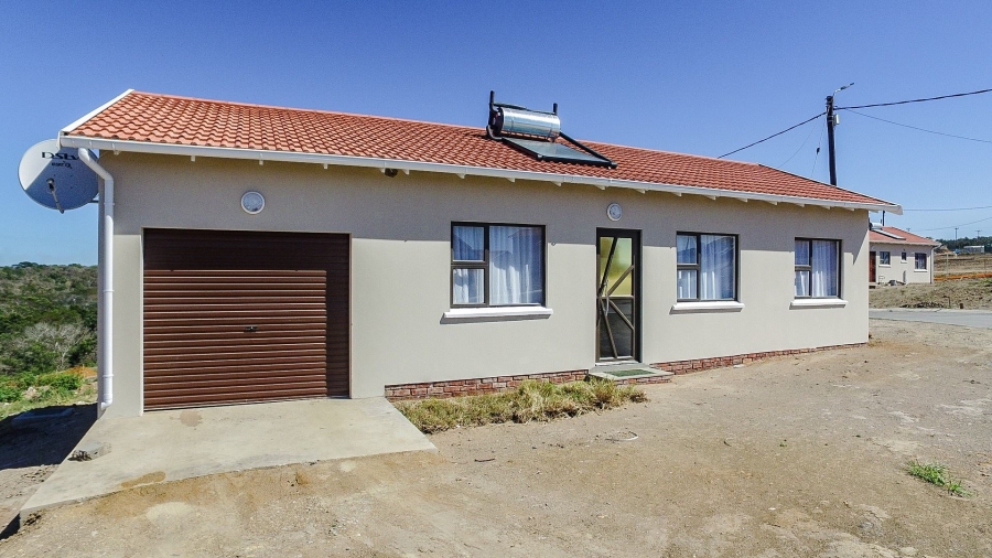 3 Bedroom Property for Sale in Cove Rock Eastern Cape